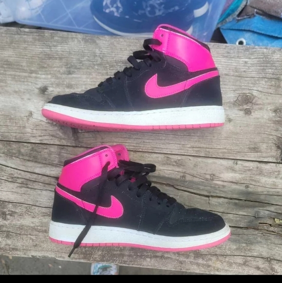 Air Jordan 1 Retro High GG 'VIVID PINK' - Picture 1 of 9